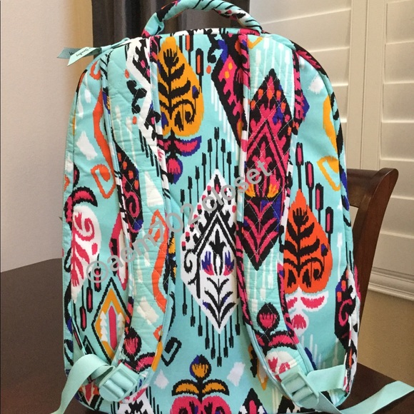 NWT VERA BRADLEY LARGE ESSENTIAL BACKPACK - Picture 3 of 5